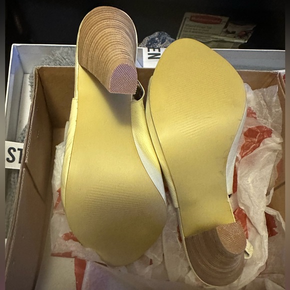 2 Lips Too 💥 Too Oddyssey platform sandal heels - Picture 7 of 9